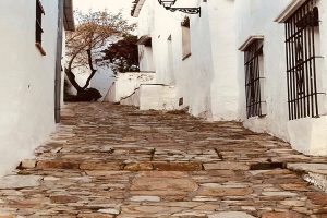 Calle-de-Castellar-de-Eventos-absolutos-Jerez.